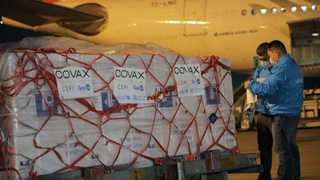 Узбекистан получил вакцины против COVID-19 через глобальное сотрудничество COVAX