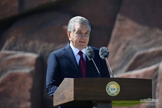 President Shavkat Mirziyoyev attends the opening ceremony of the Jaloliddin Manguberdi Memorial Complex