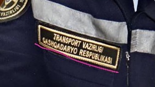 Transport boshqarmasi inspektori xizmat kiyimidagi “Qashqadaryo Respublikasi” yozuviga izoh berildi