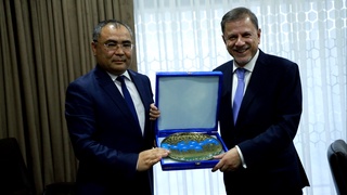 Innovasion rivojlanish vaziri Argentina elchisi bilan uchrashdi