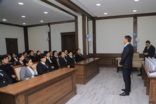 Хотин-қизлар фаолларига замонавий планшетлар топширилди