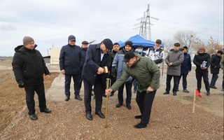 Дан старт строительству электрифицированной железной дороги из Паркента в Ташкент