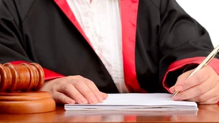 Уч нафар судьянинг ваколатлари муддатидан илгари тугатилди