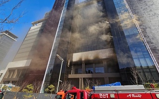 Janubiy Koreyada mehmonxona binosida sodir bo'lgan yong'in oqibatida olti kishi halok bo'ldi