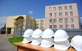 По республике будут проведены строительные работы в 2 899 школах