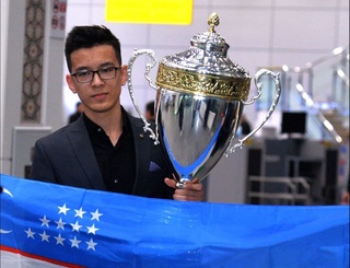 Шахмат бўйича энг ёш жаҳон чемпиони кутиб олинди