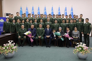 Ulug' xalq qudrati jo'sh urgan zamon