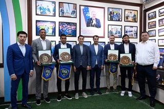 Oʻzbekiston futbol assotsiatsiyasida jahon futboli afsonalari bilan uchrashuv tashkil etildi