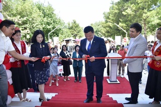 В Навоийском государственном университете открылся центр обучения китайскому языку