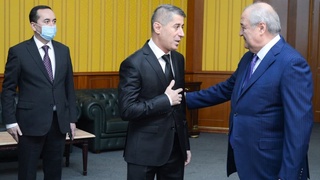 Абдулазиз Камилов ШҲТ МАТТ Ижроия қўмитаси директори билан учрашди