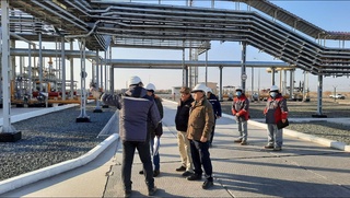 Чиноз нефтни қайта ишлаш заводига экскурсия ташкил этилди