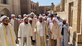 Туркиялик зиёратчилар Хива ва Бухорога ташриф буюрди