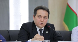 Шерзод Шерматов интернетда суратлари тарқалган ачинарли аҳволдаги синфхоналар бўйича муносабат билдирди