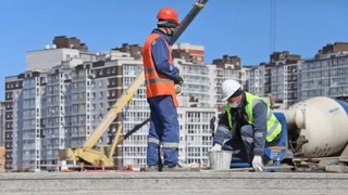 Строители из Узбекистана с ноября будут сдавать экзамены перед въездом в Россию