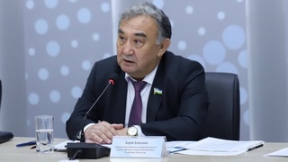 Парламент аъзолари иқлим ўзгариши ва унинг оқибатларига қарши кураш масалаларини муҳокама қилди