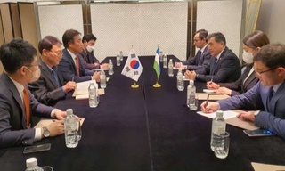 Владимир Норов Tway Air әуе компаниясының басшылығымен кездесті