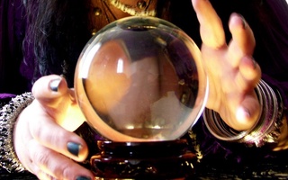 Қирғизистонда фолбинлар ва экстрасенсларни реклама қилишни тақиқловчи қонун лойиҳаси биринчи ўқишда қабул қилинди