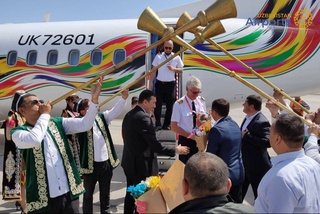 Аэропорты Узбекистана торжественно встречают первые рейсы Silk Avia