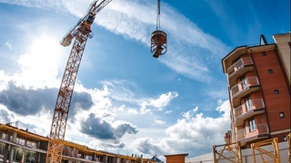 Ўзбекистонда қурилиш объектларида ишловчи айрим ходимларнинг маоши оширилади