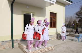 Қоракўлда замонавий тиббиёт масканлари фойдаланишга топширилди