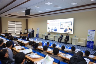 Фарғонада “Янги Ўзбекистон” ва “Правда Востока” газеталари кунлари доирасида ижодий учрашув бўлиб ўтди