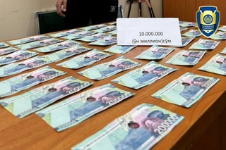 Имтиёзли кредит олиб бермоқчи бўлган фирибгар ушланди