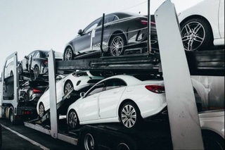 Ба Ӯзбекистон чанд адад автомобили сабукрав ворид карда шуд?