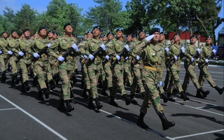 Улар борки, юрт осуда, қўллар меҳнатда