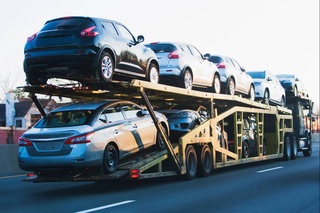 За четыре месяца в Узбекистан было импортировано более 12 тысяч легковых автомобилей