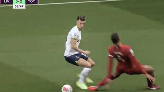 Эпичное падение Вирджила ван Дейка превратили в мемы в Интернете