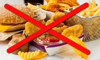 Какие продукты запрещено готовить и продавать в школьных столовых?