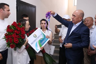 Prezident sovgʻasi — yangi uyni qabul qilib olgan Fotima Saipovaning oilasida katta bayram