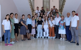 Германиялик талабалар Оролбўйи халқаро инновация марказида амалиёт ўтамоқда