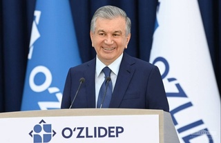 Shavkat Mirziyoyev meets with Fergana voters