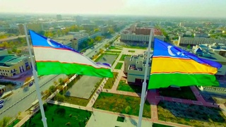 Бүгин Қарақалпақстан Республикасының мәмлекетлик байрағы қабыл етилген кун