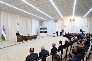 Ургутда келаси йил камбағаллик ва ишсизликни 2 фоиздан тушириши кераклиги таъкидланди