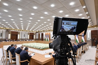 Elektrotexnika sohasida ishlab chiqarishni 40 trillion soʻmga yetkazish zarurligi qayd etildi