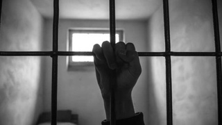 Toʻy kuni qochib ketgan kuyov olti yilga qamaldi