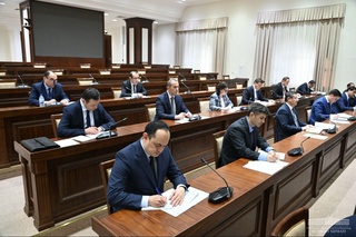 Вазирликларнинг 5 мингта функциясидан фақат 30 фоизи рақамлашган — Президент