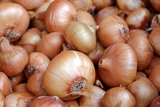 O'zbekistonda piyoz eksportiga qo'yilgan vaqtincha chekvol bekor qilindi