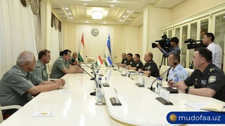 Министр обороны Узбекистана принял военную делегацию Республики Таджикистан
