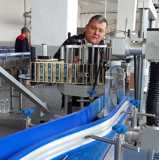 Plenum tanqidi-tahliliy ruhda o'tdi