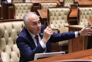 Обсуждена работа по созданию новых рабочих мест и обеспечению занятости населения