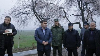 Хоким Наманганской области проинспектировал хозяйства Нарынского района