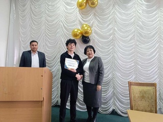 Болажақ юристлер де көтериңки руўхта белгиледи