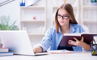 Сыртқы оқыў жабылды студентлер оқыўды қалай даўам еттиреди?