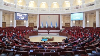 Өзбекстан Президентінің төсбелгісі мен штандарты енгізіледі