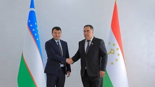 Ӯзбекистон ва Тоҷикистон "харитаи роҳ" омода карданд