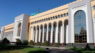 Фуркат Сидиков и Мирвайс Наб обсудили ситуацию в Афганистане