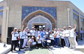 «Шығармашылығымызды біріктіретін Самарқант рухы»: ШЫҰ елдері суретшілерінің көрмесі өтті